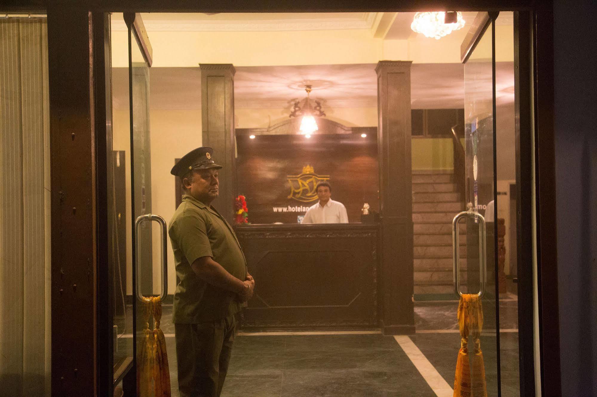 Hotel Ananda Inn Rummindei Luaran gambar